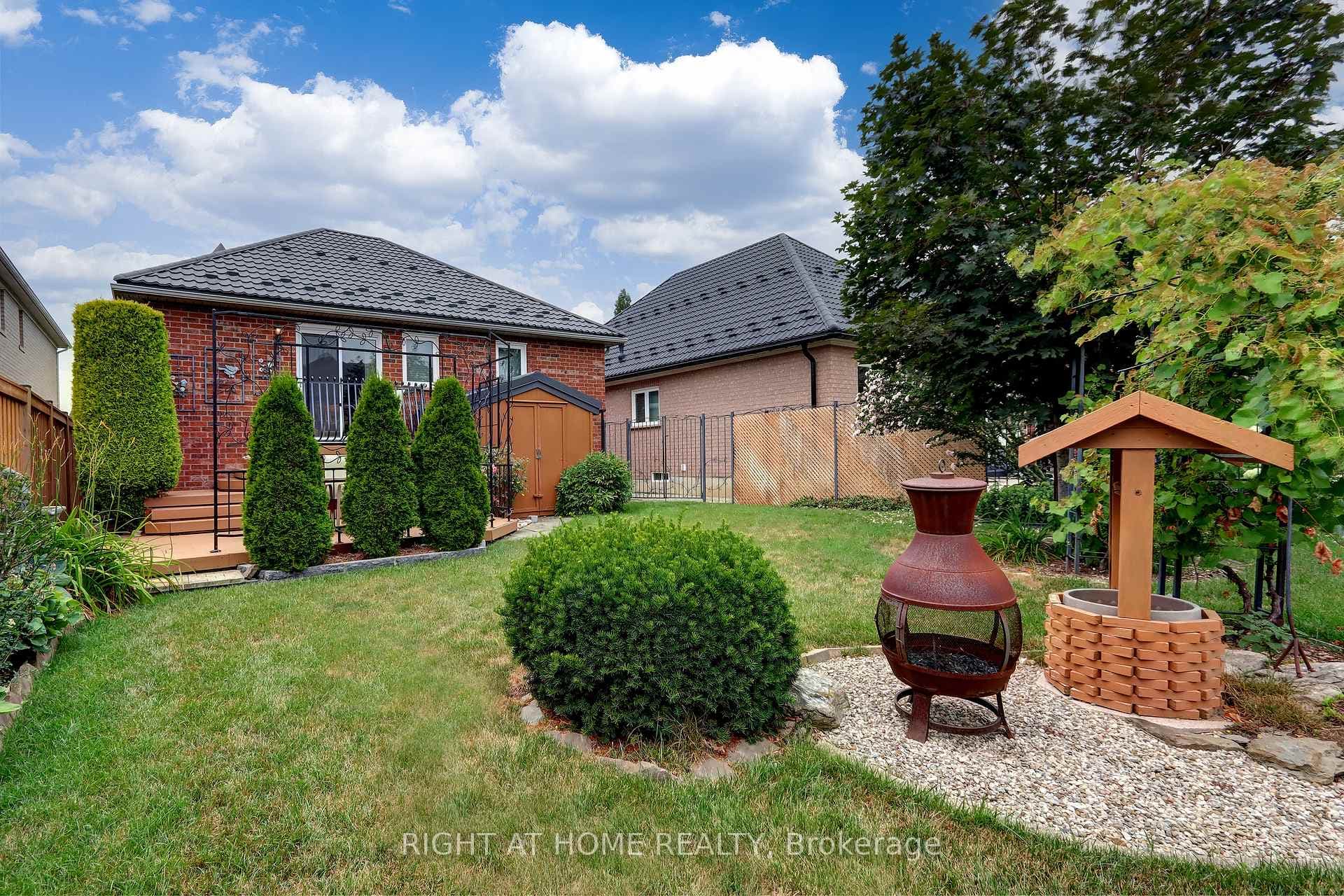 24 Huffmann Drive photo 47
