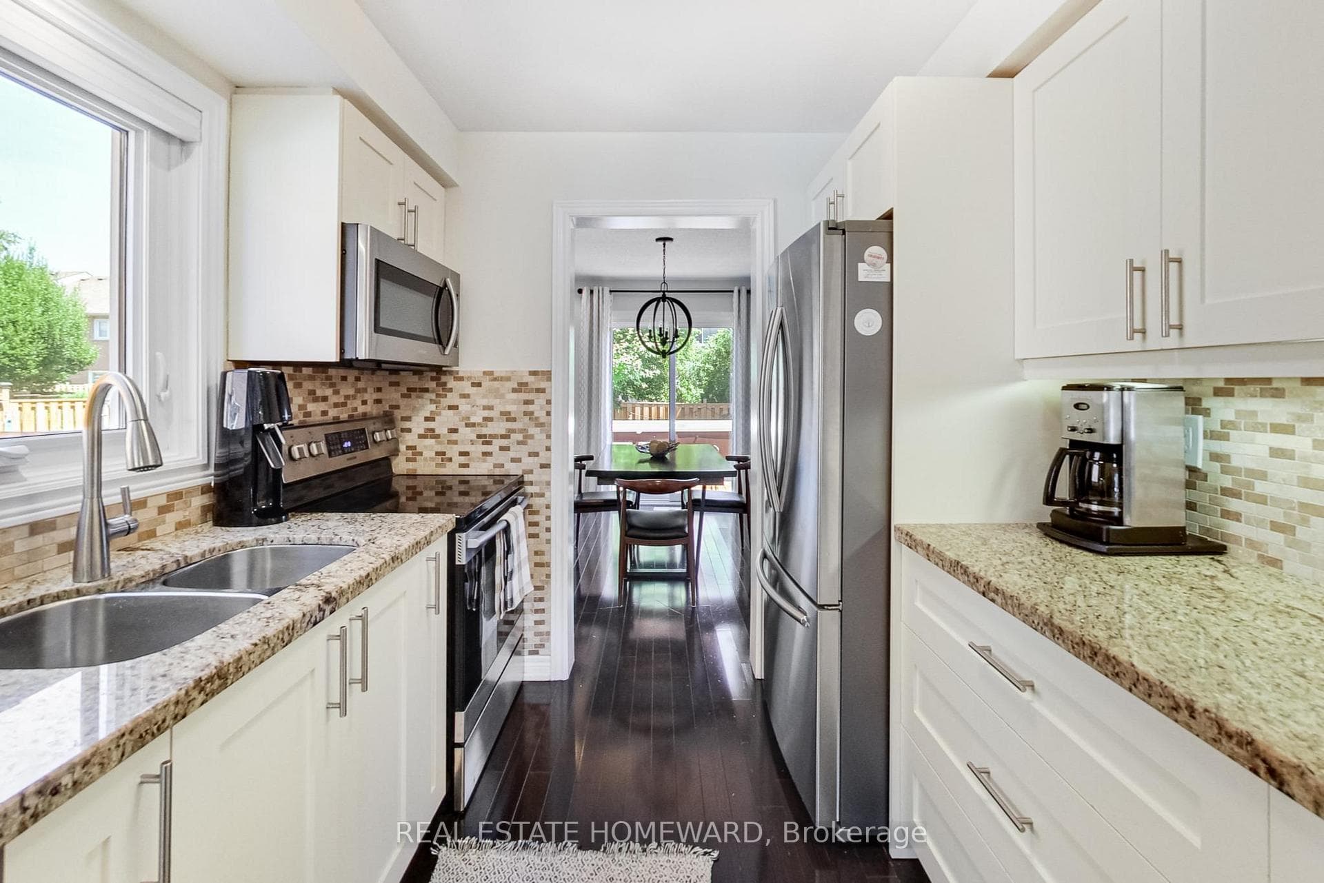 2241 Dale Ridge Drive photo 9