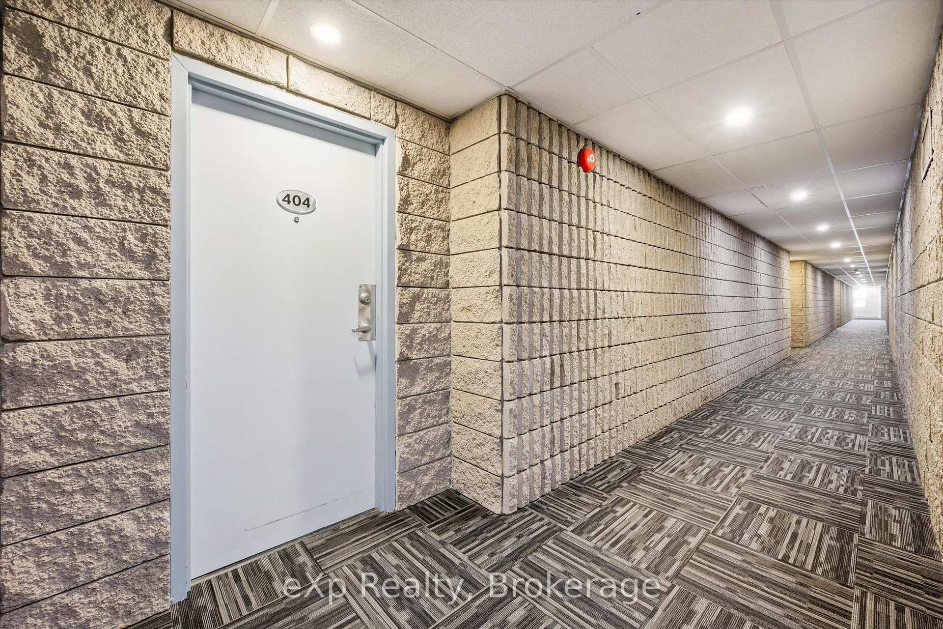 65 Silvercreek Parkway Unit 404 photo 6