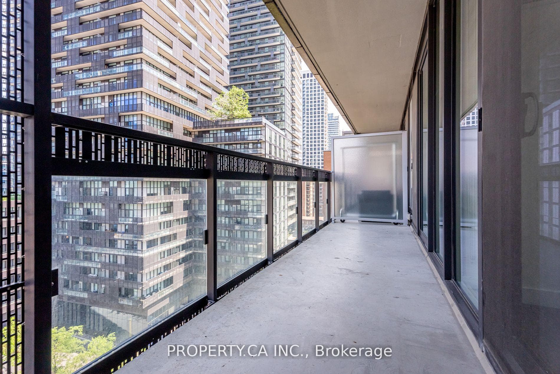 8 Eglinton Avenue Unit 606 photo 18