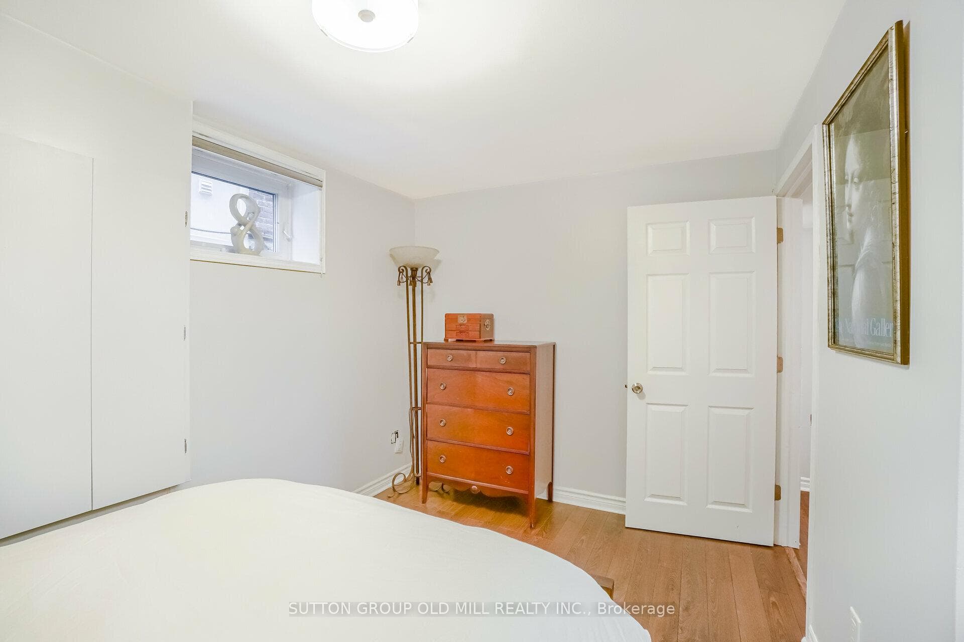 118 Mavety Street Unit Lower photo 16
