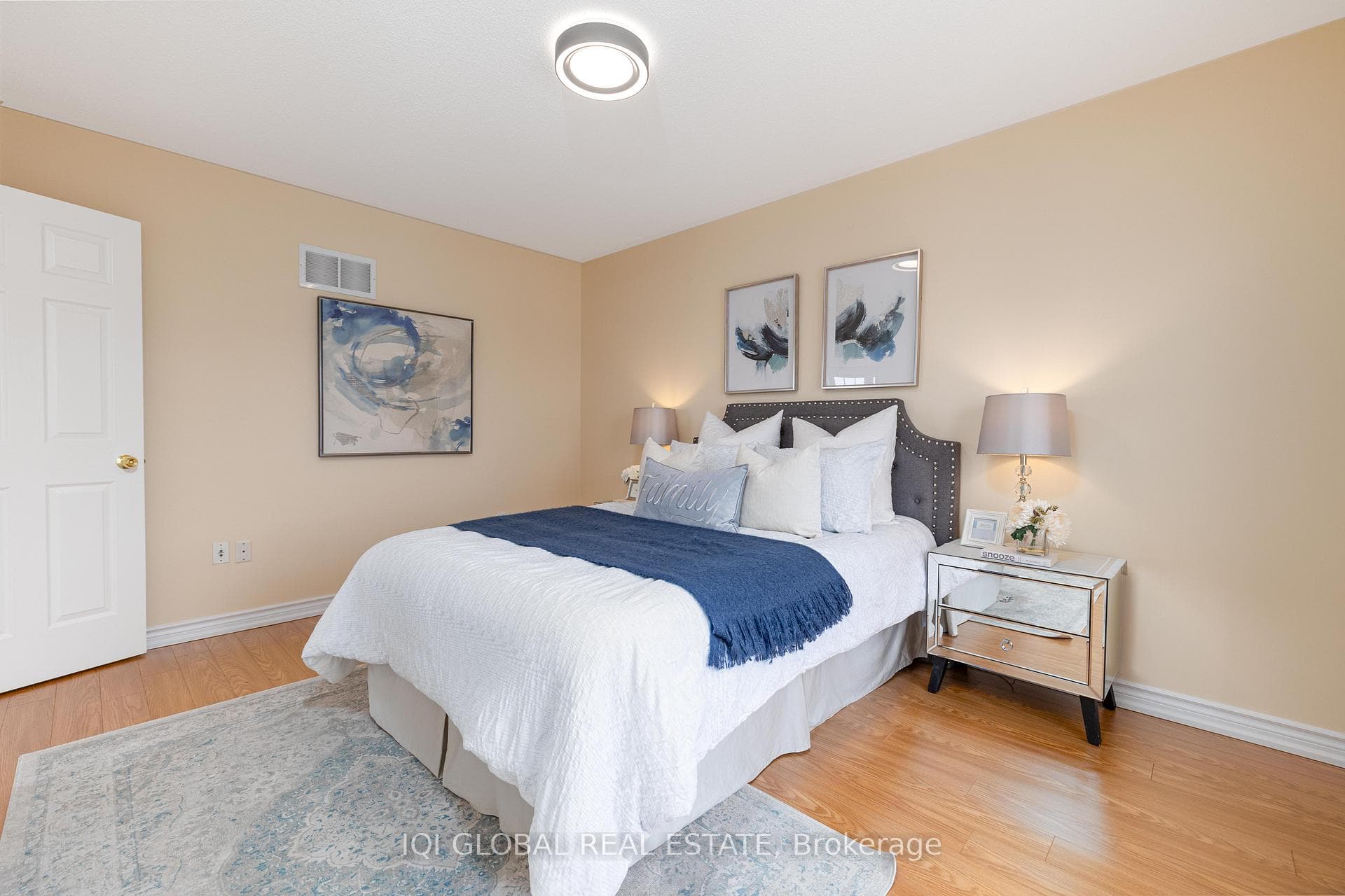 53 Thoroughbred Way photo 26