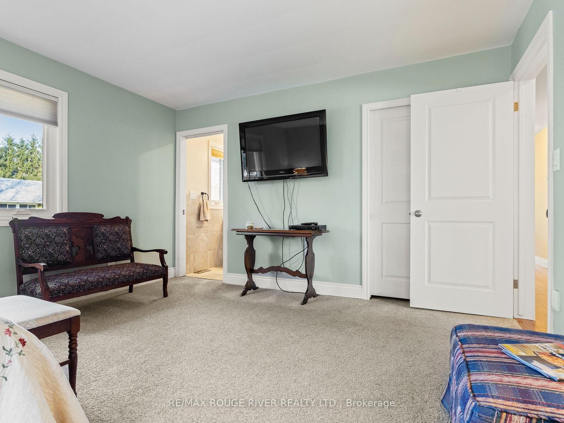 132 EARL Road photo 16
