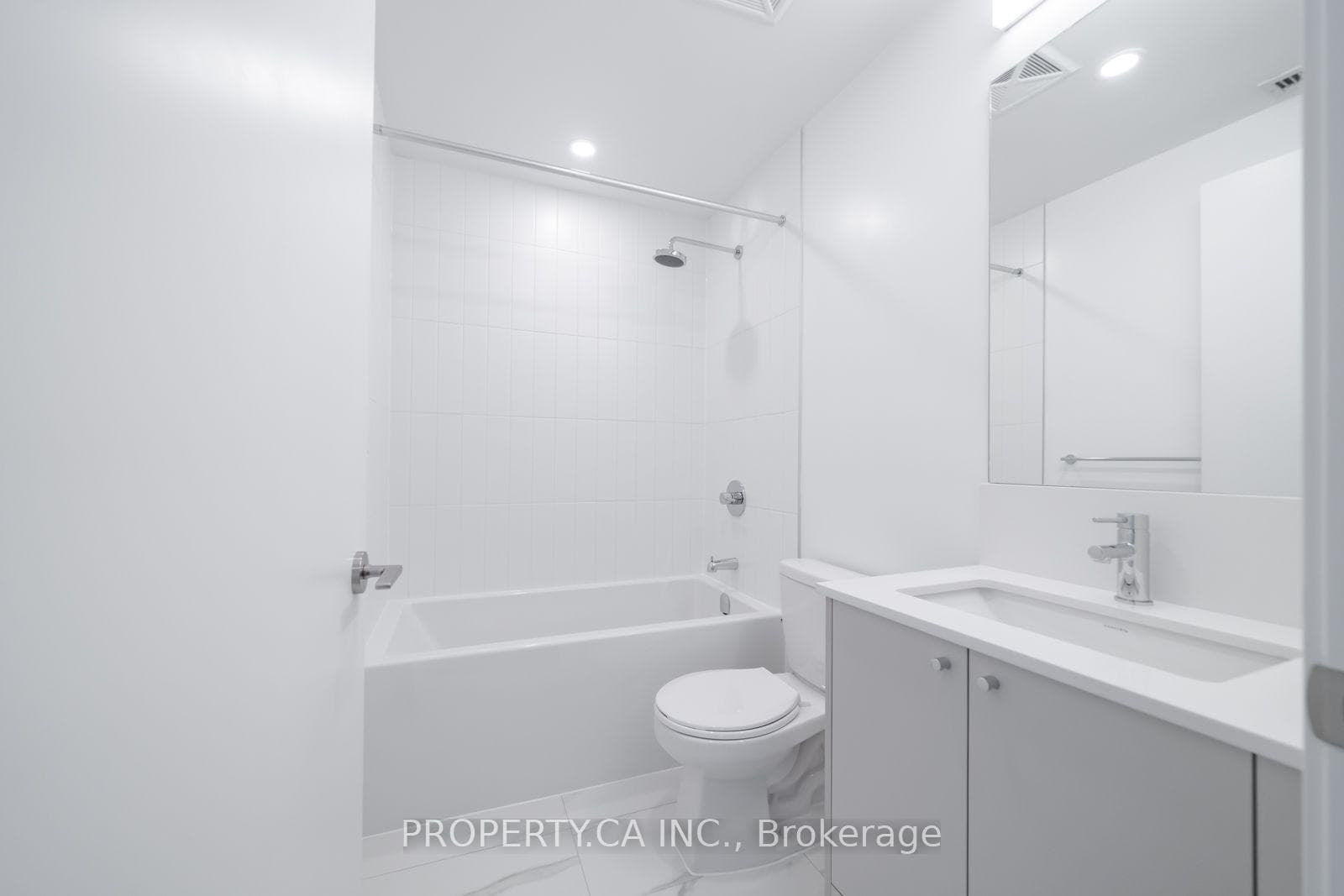 10 Oak Street Unit 1409 photo 12
