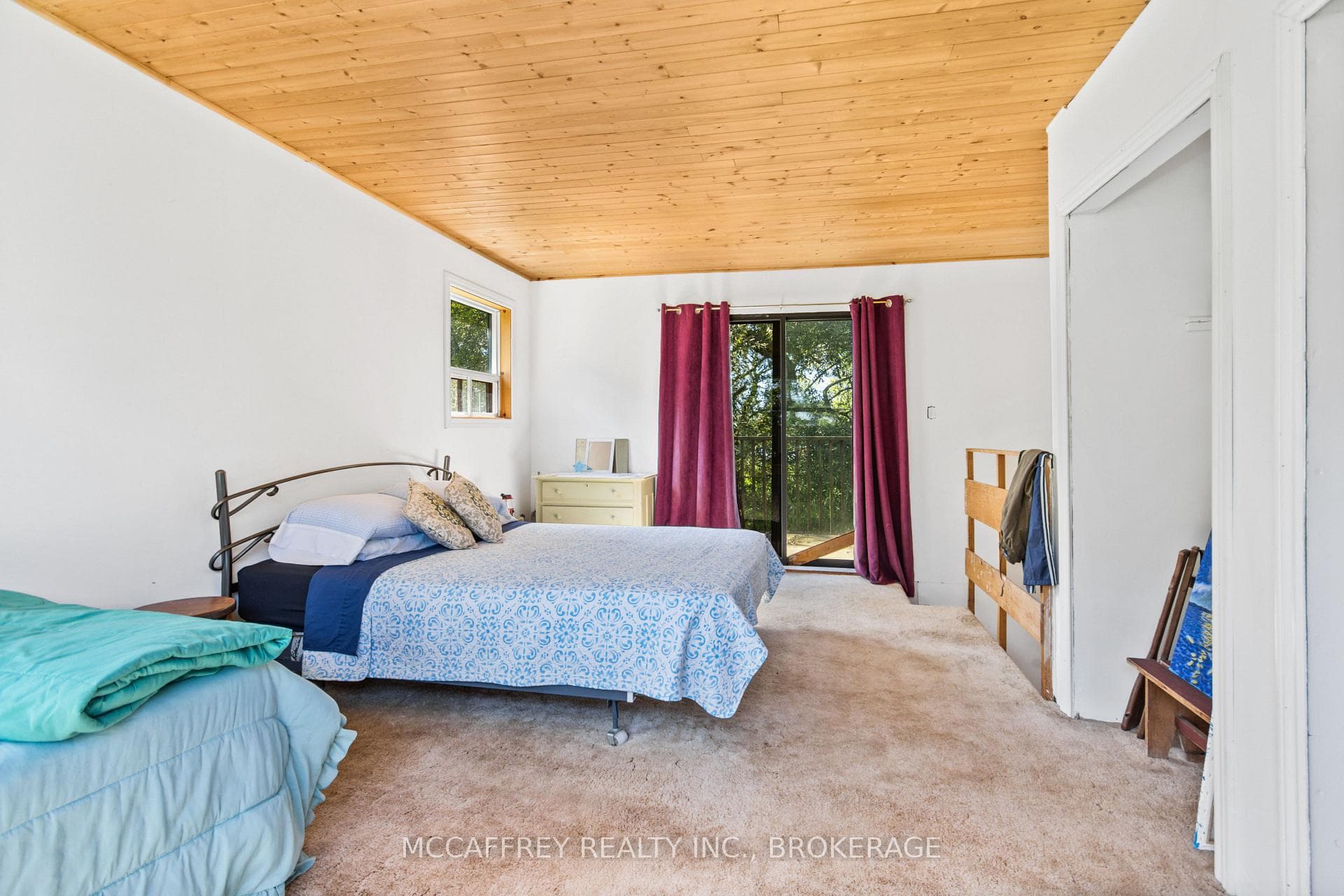 1280 GALT Street photo 20