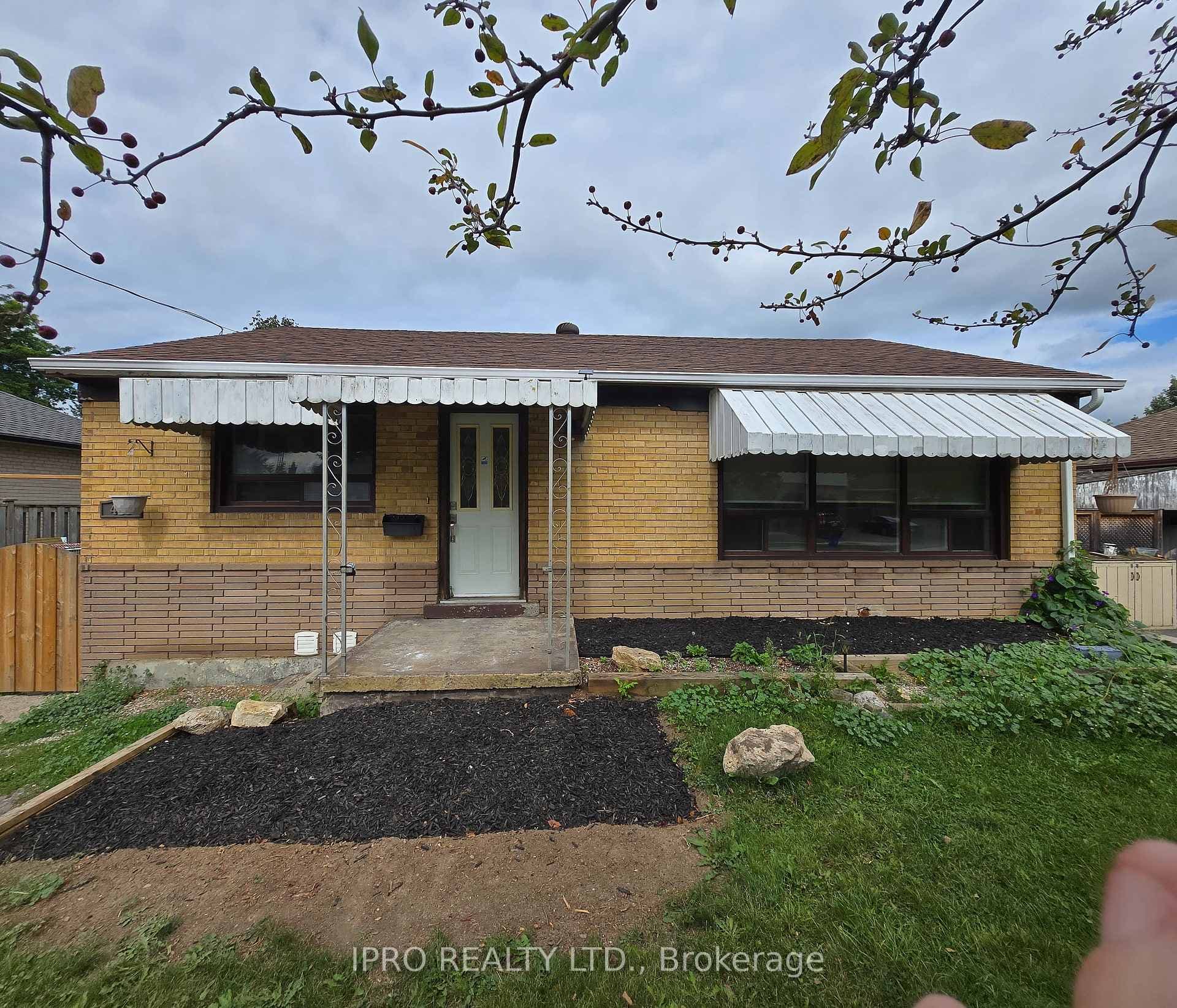 423 Mountainview Drive photo 1