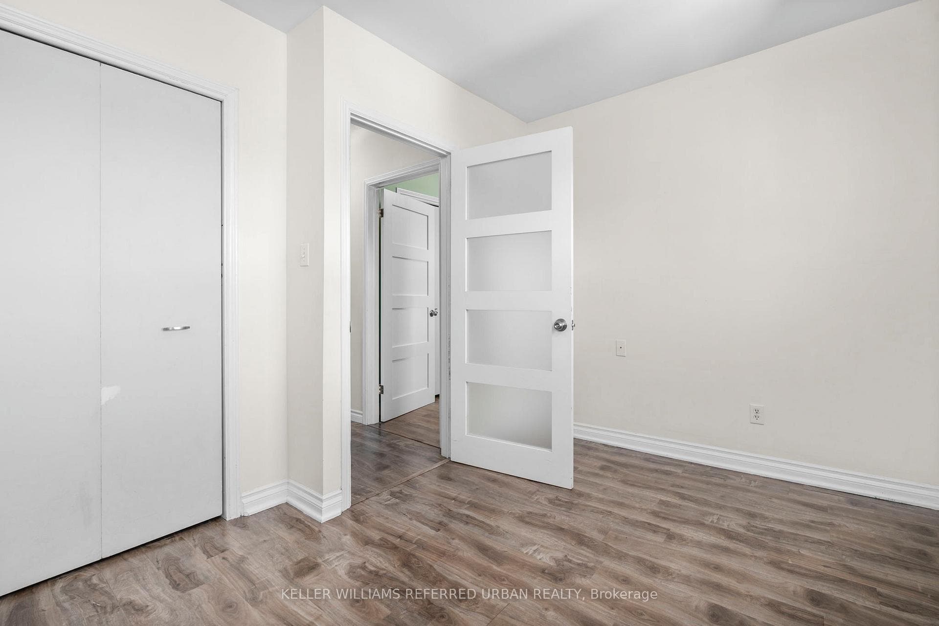 114 Vaughan Road Unit 407 photo 16