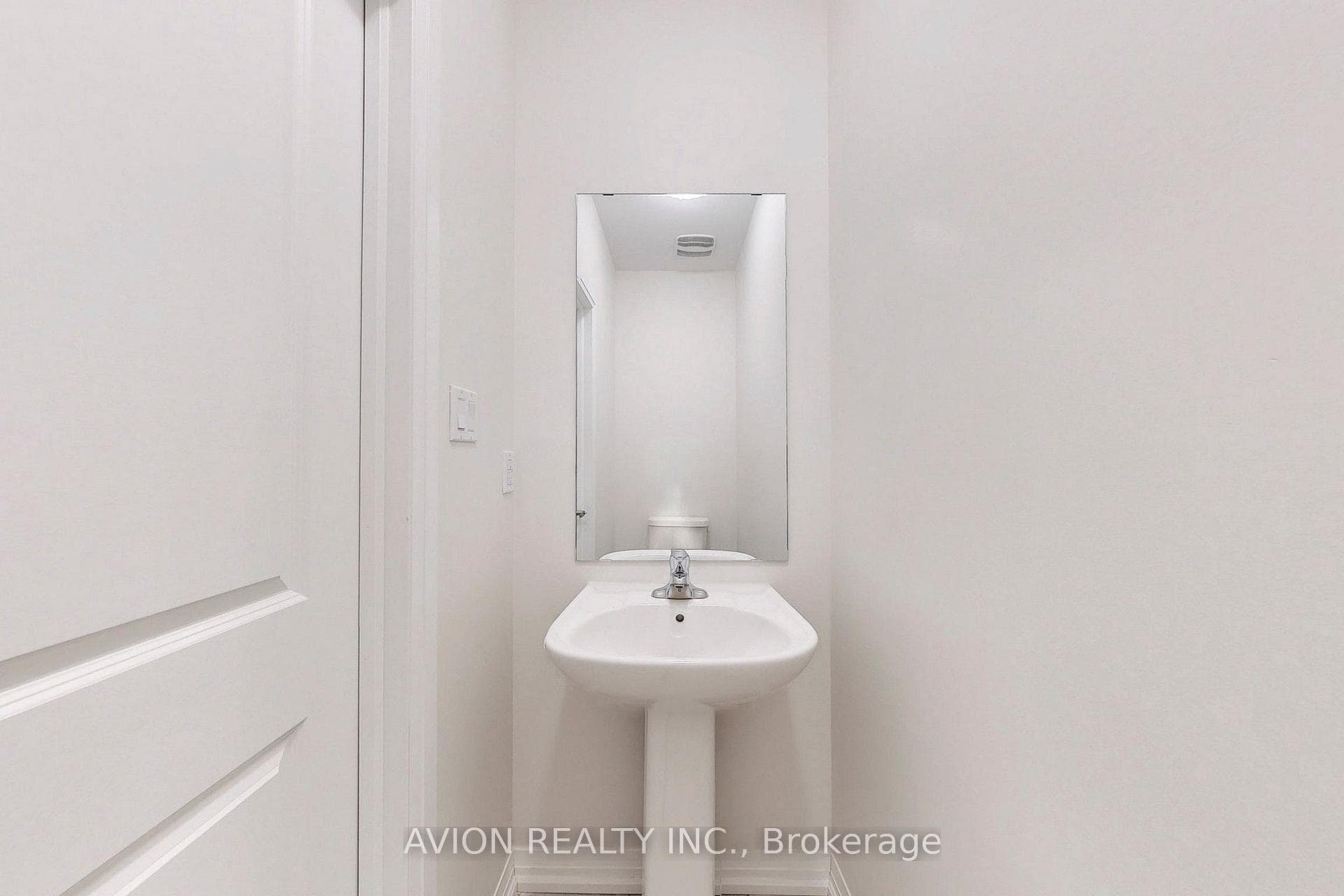 9 Sissons Way photo 22
