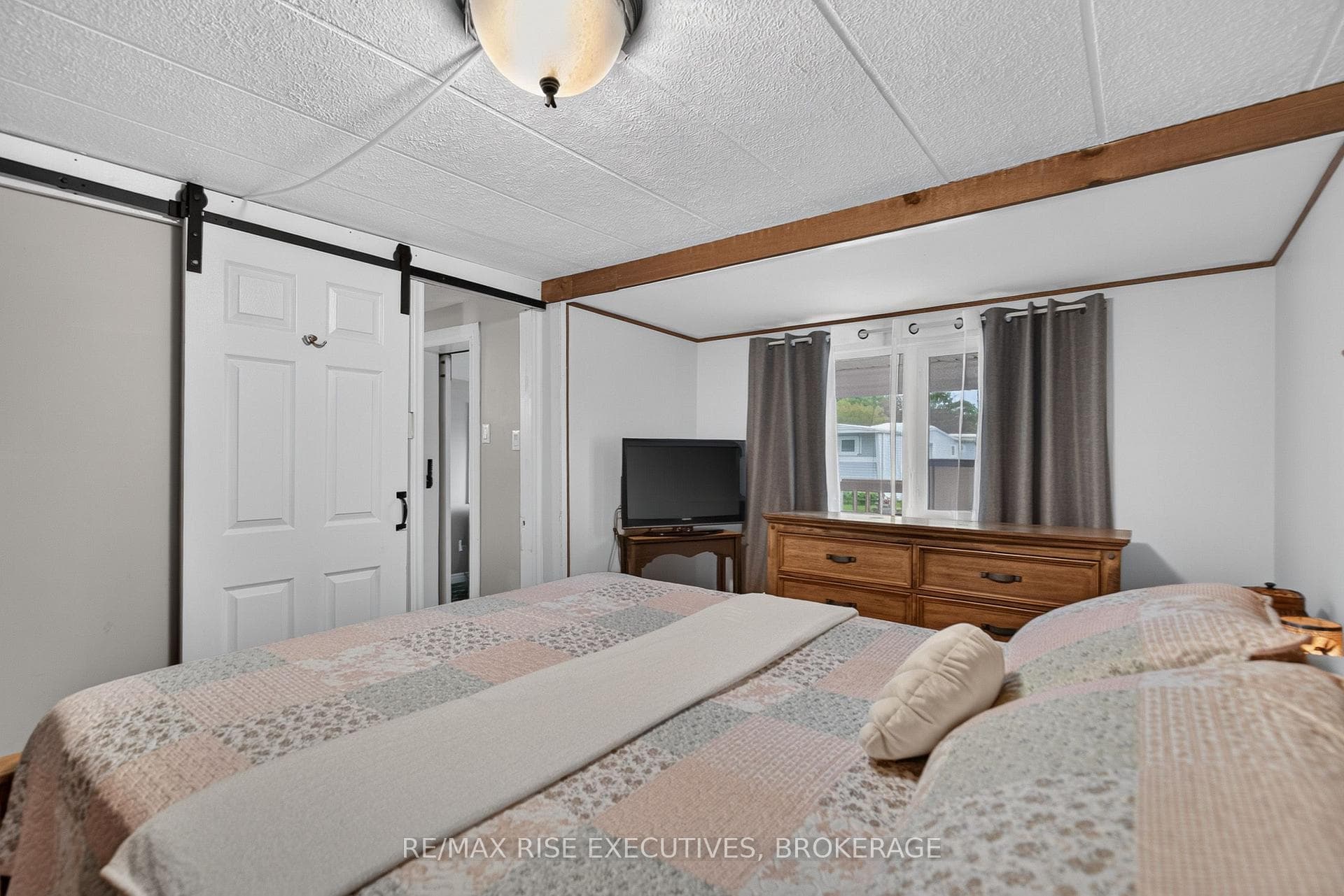 18 Wentworth Drive photo 26