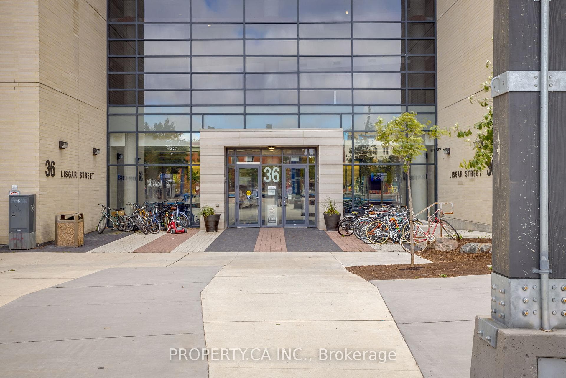 36 Lisgar Street Unit 730W photo 18