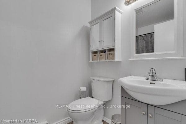 1010 PEMBRIDGE Crescent Unit 309 photo 14