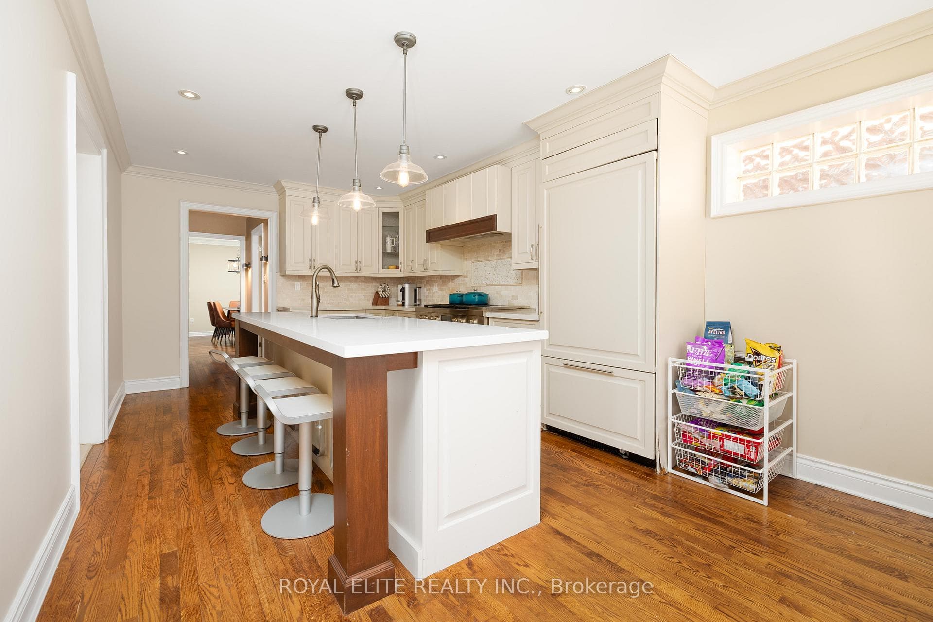 2979 Picton Place photo 15