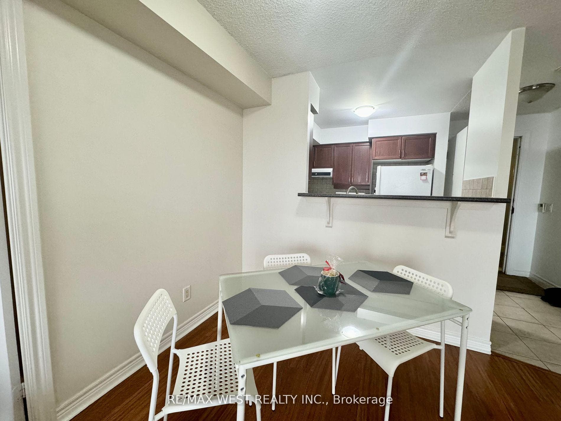 710 Humberwood Boulevard Unit 2411 photo 9
