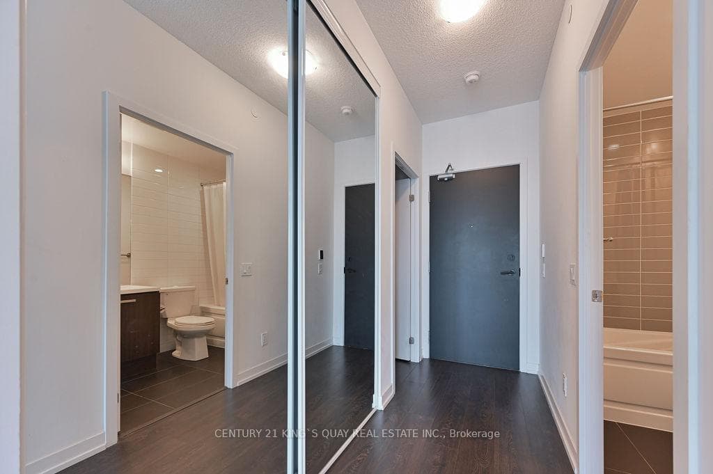 125 Redpath Avenue Unit 3206 photo 8