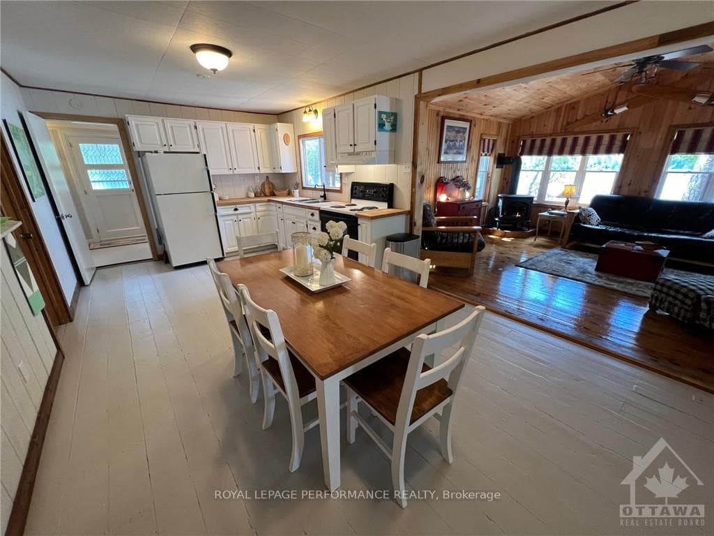 591 KEITH'S BLUFF NORTH Road photo 7