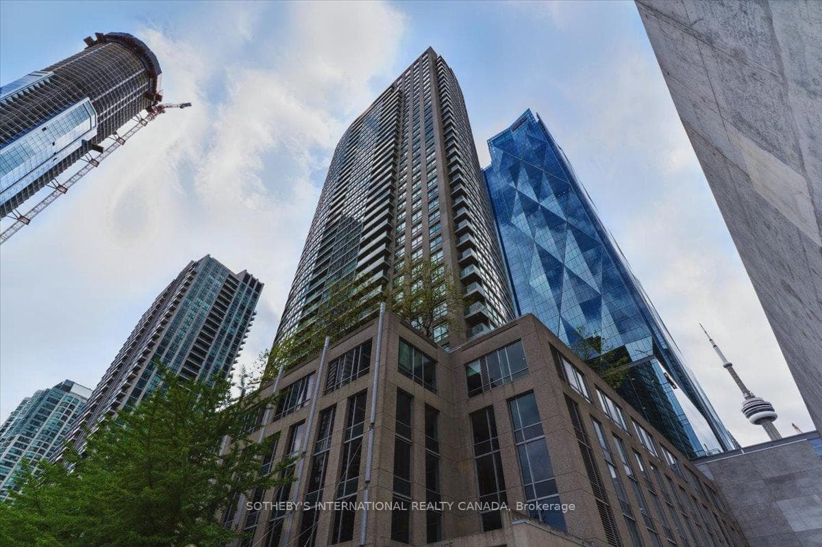 18 yonge Street Unit 2903 photo 3