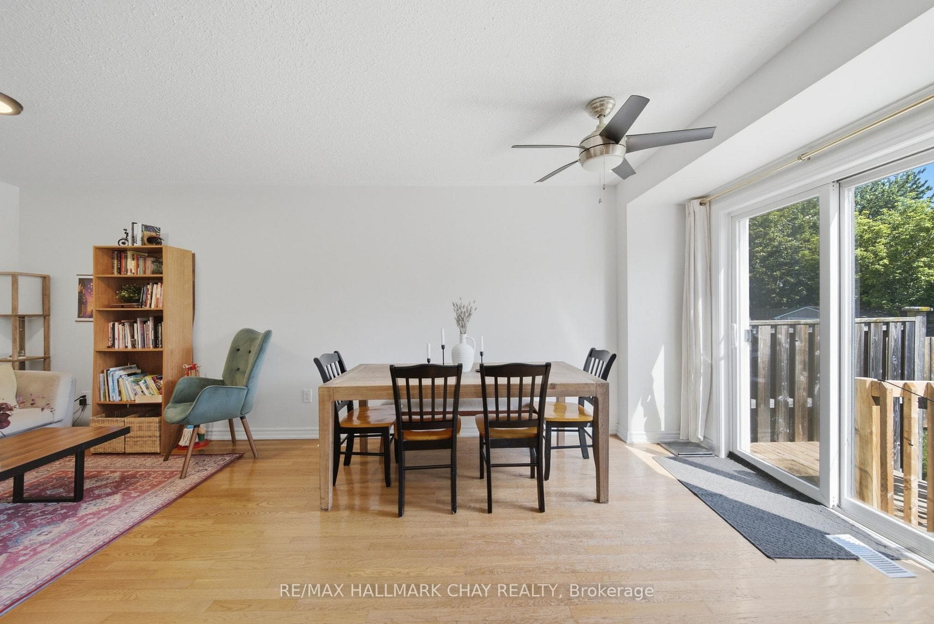 46 Michelle Drive photo 11