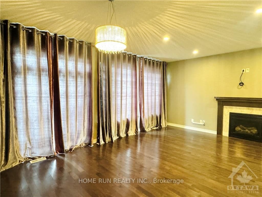 424 GERRY LALONDE Drive photo 11