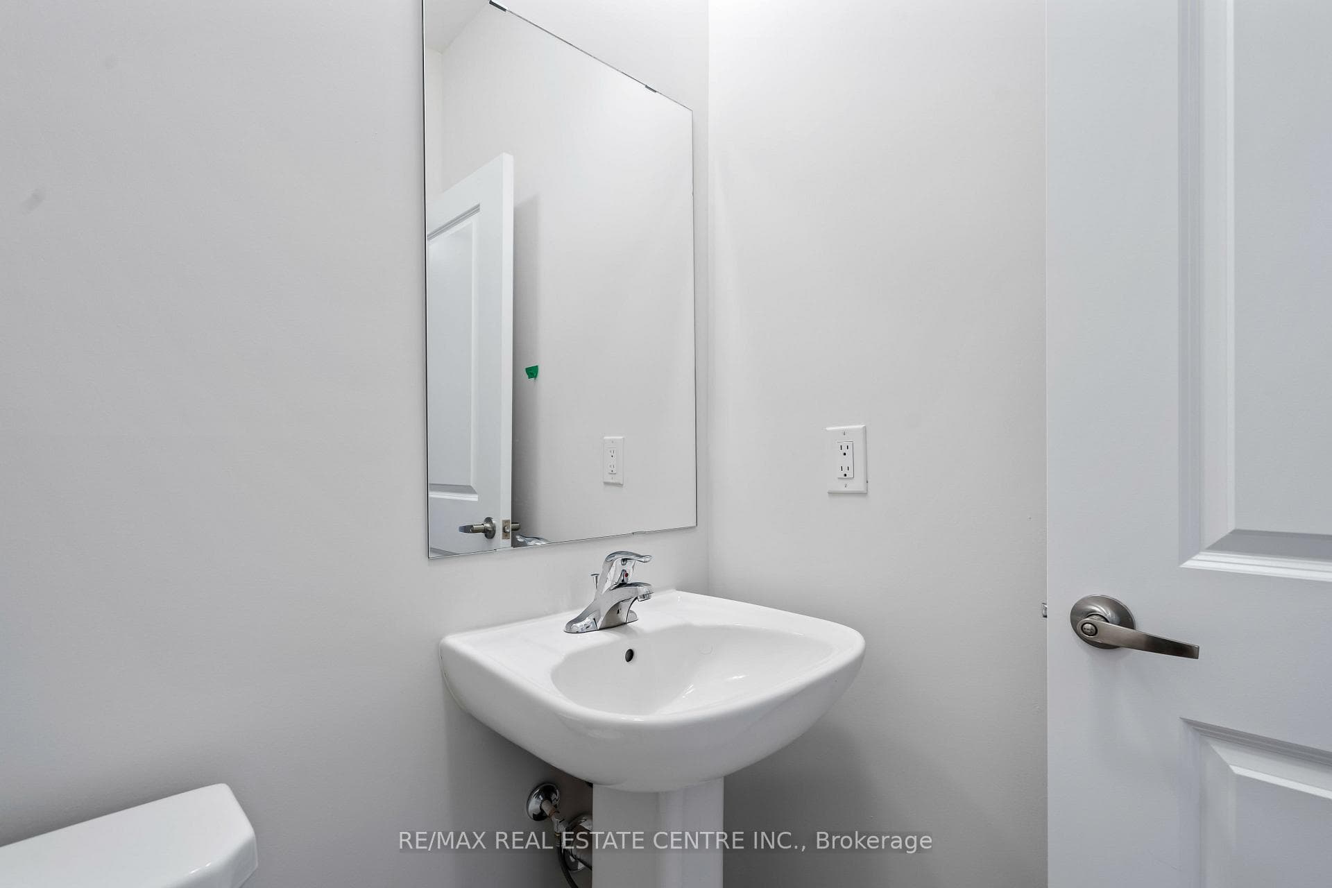 104 Waters Way photo 7