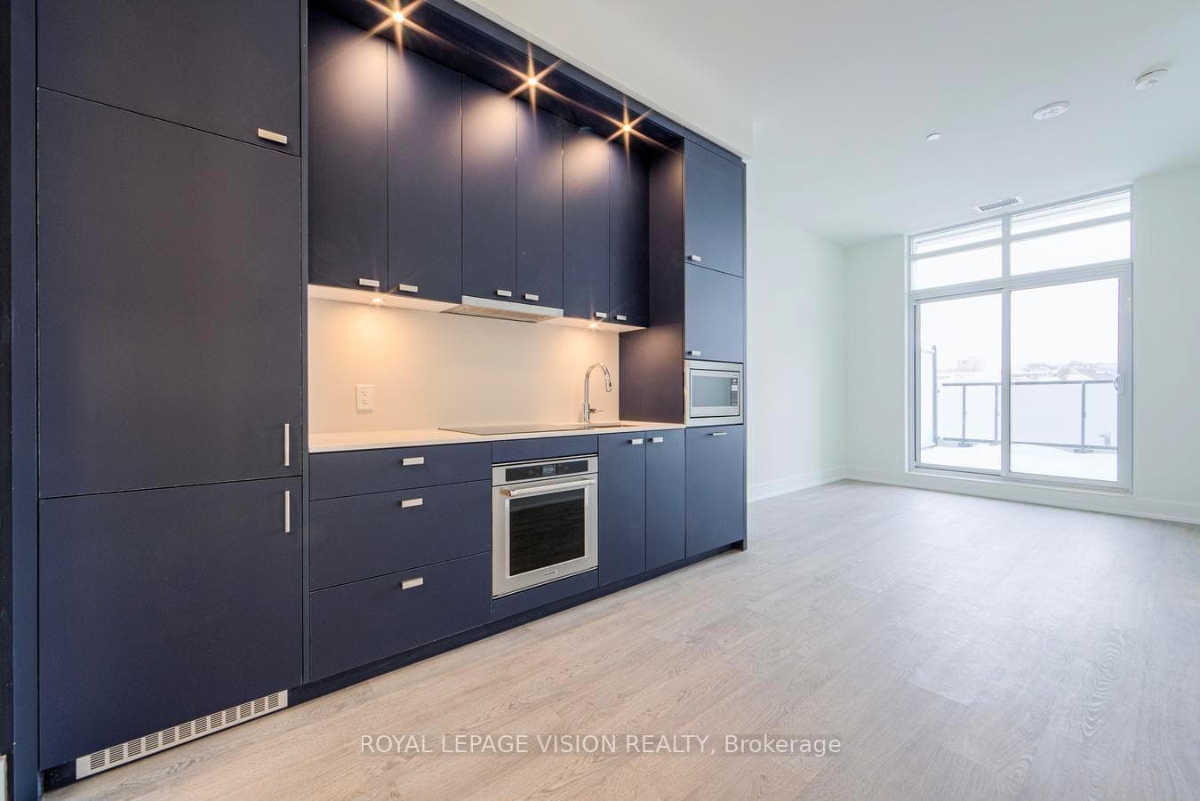858 Dupont Street Unit 213 photo 8