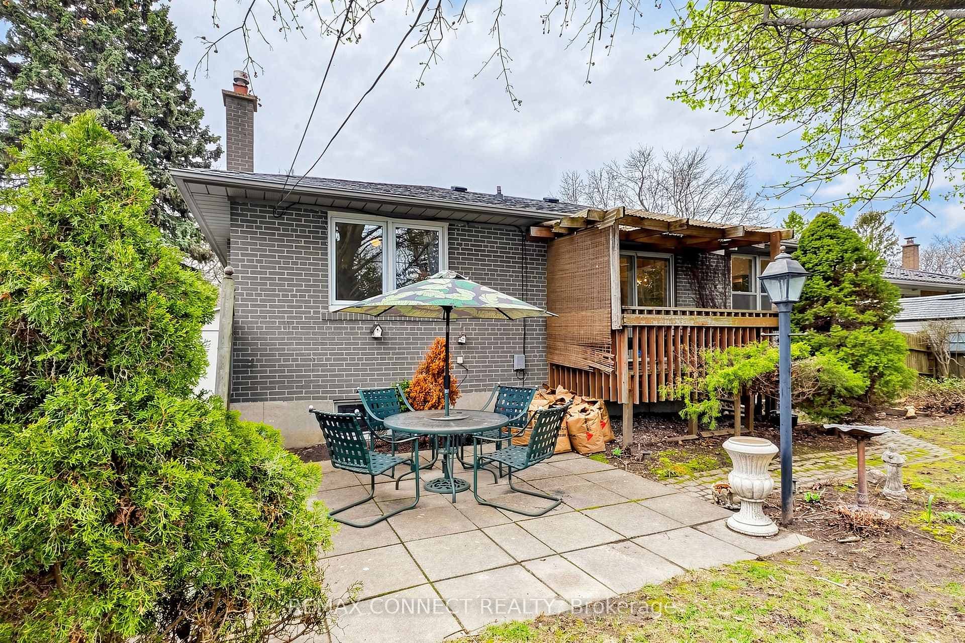 22 Woodgrove Drive photo 41