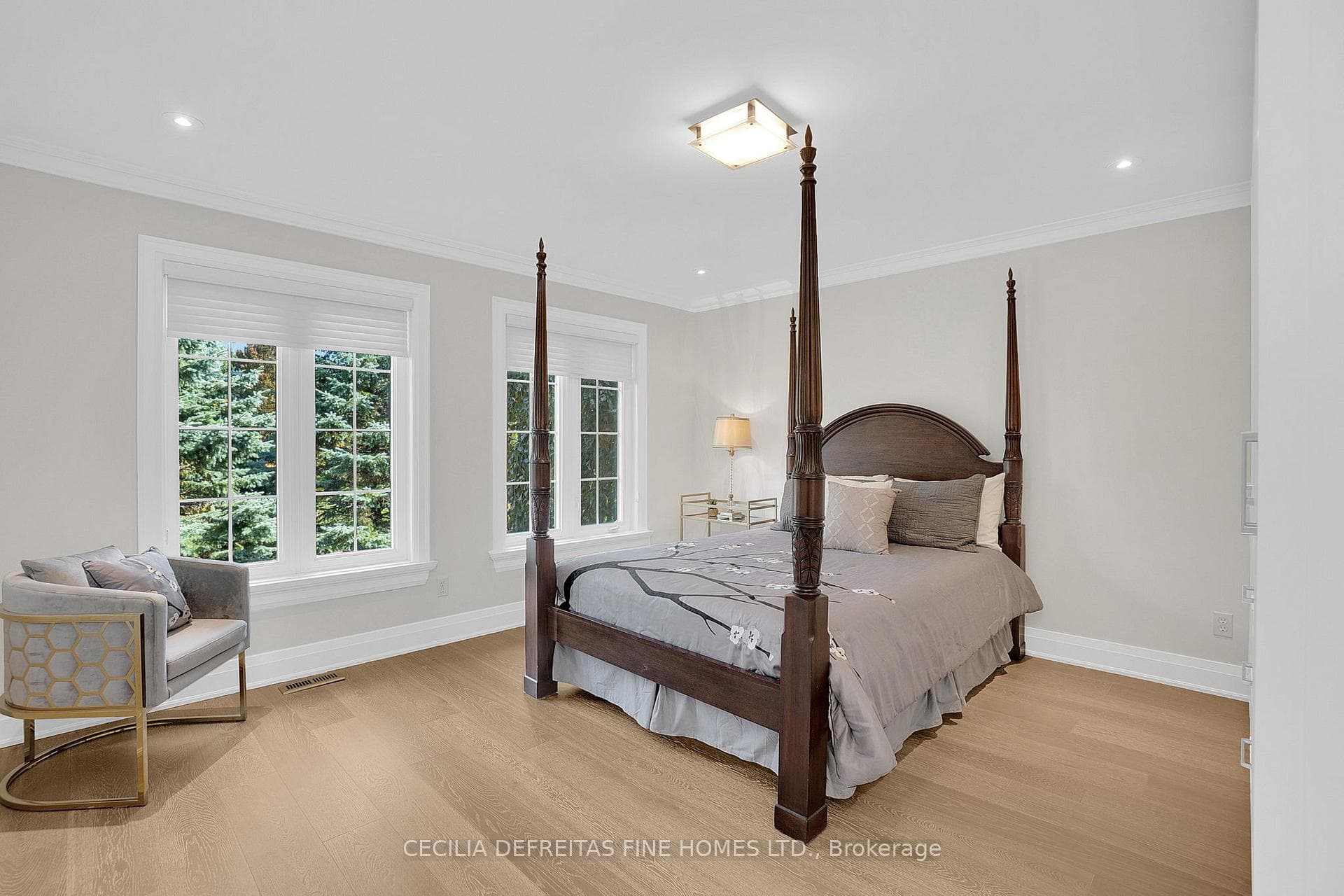 74 Mactaggart Drive photo 33