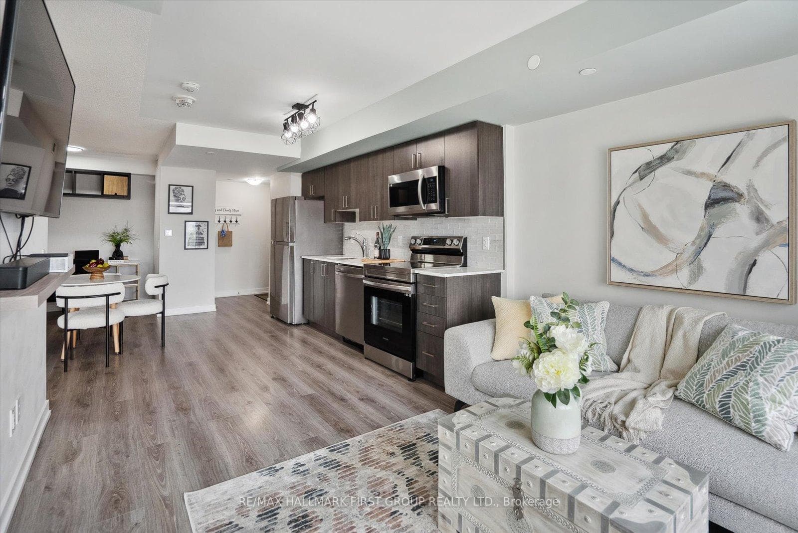 1480 Bayly Street Unit 1215 photo 8