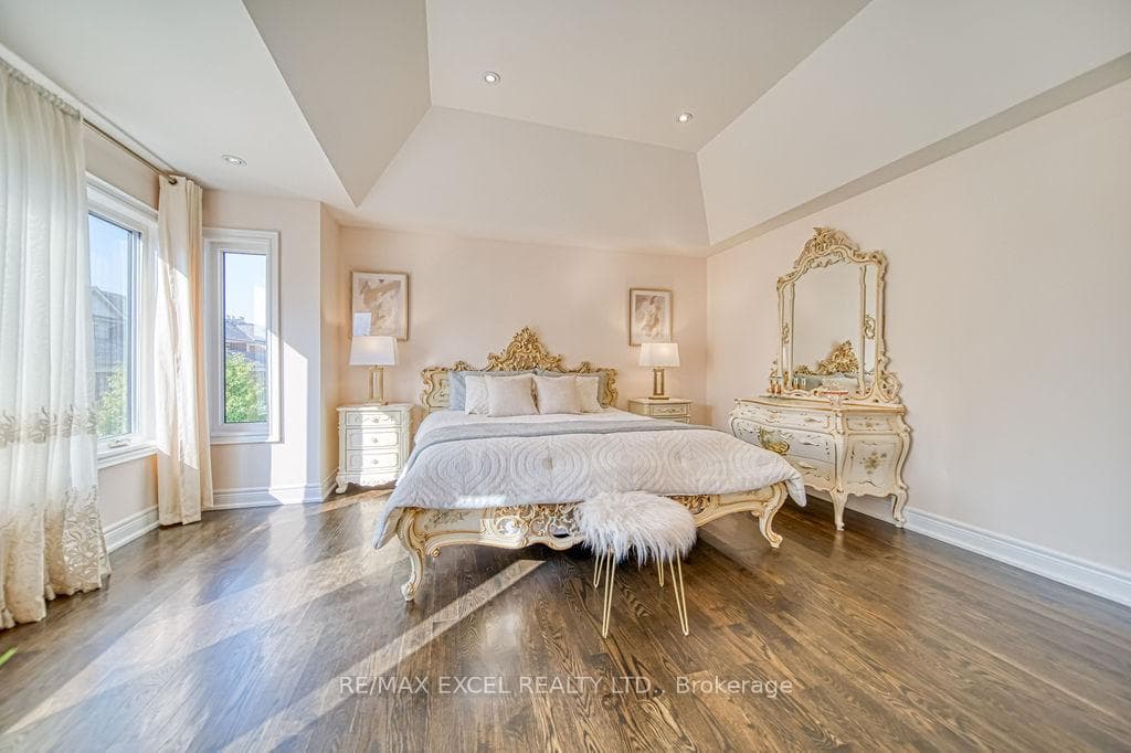 177 Townsgate Drive photo 22