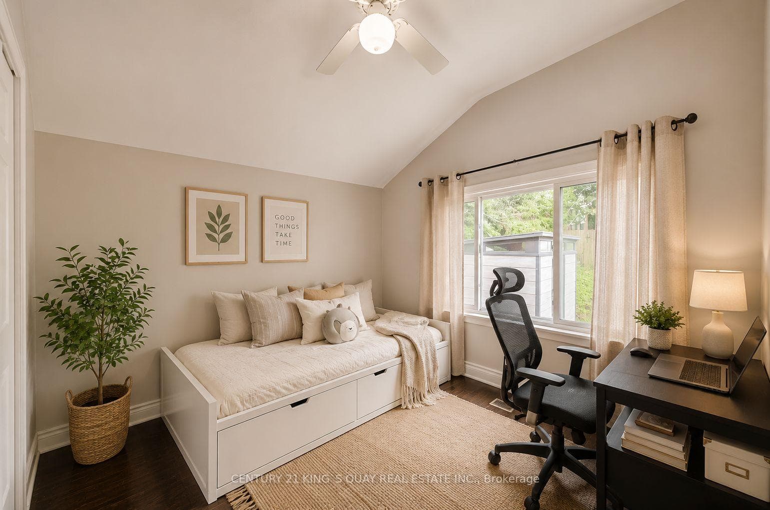 18 Benhur Crescent photo 14