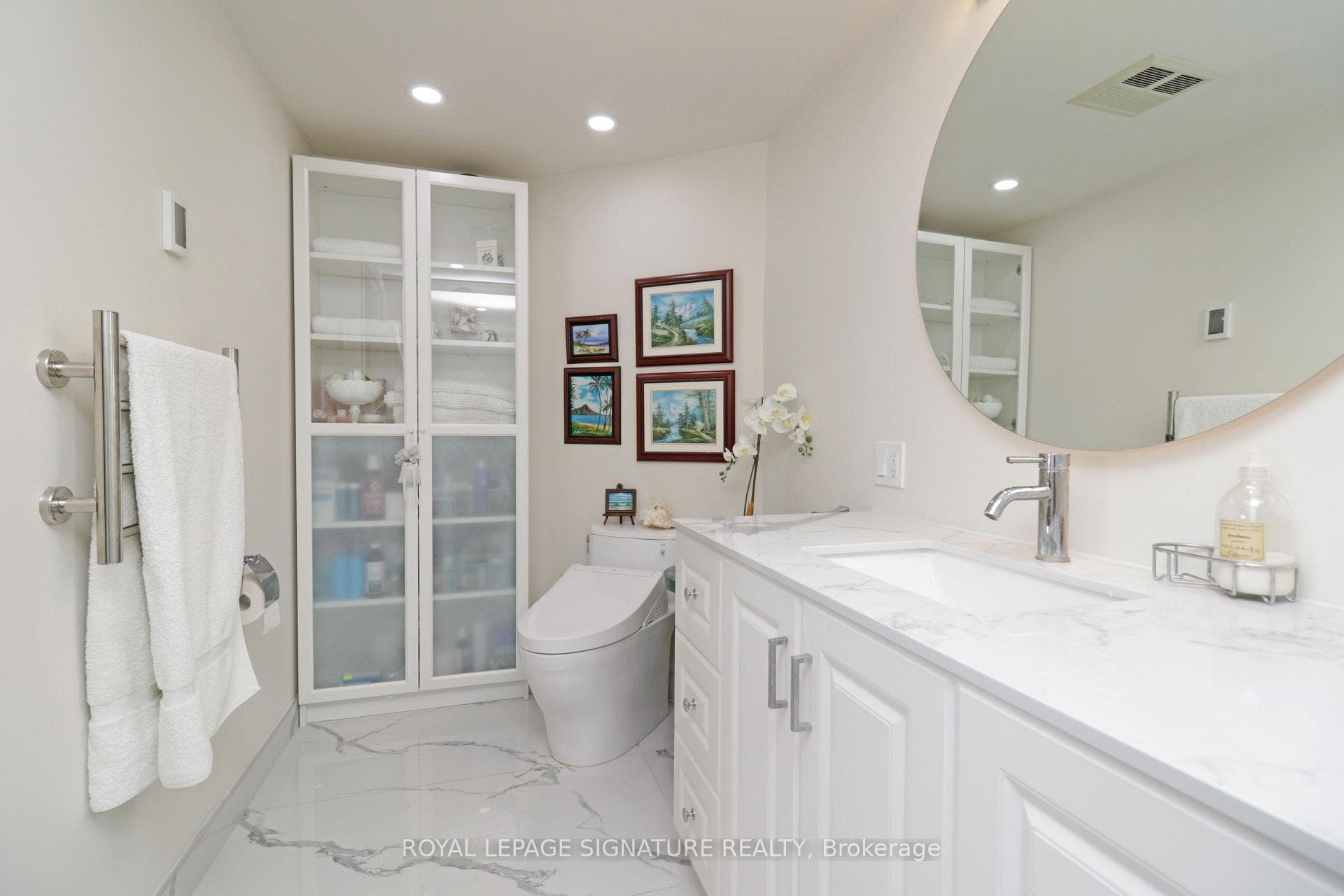 65 Ellen Street Unit 1004 photo 20