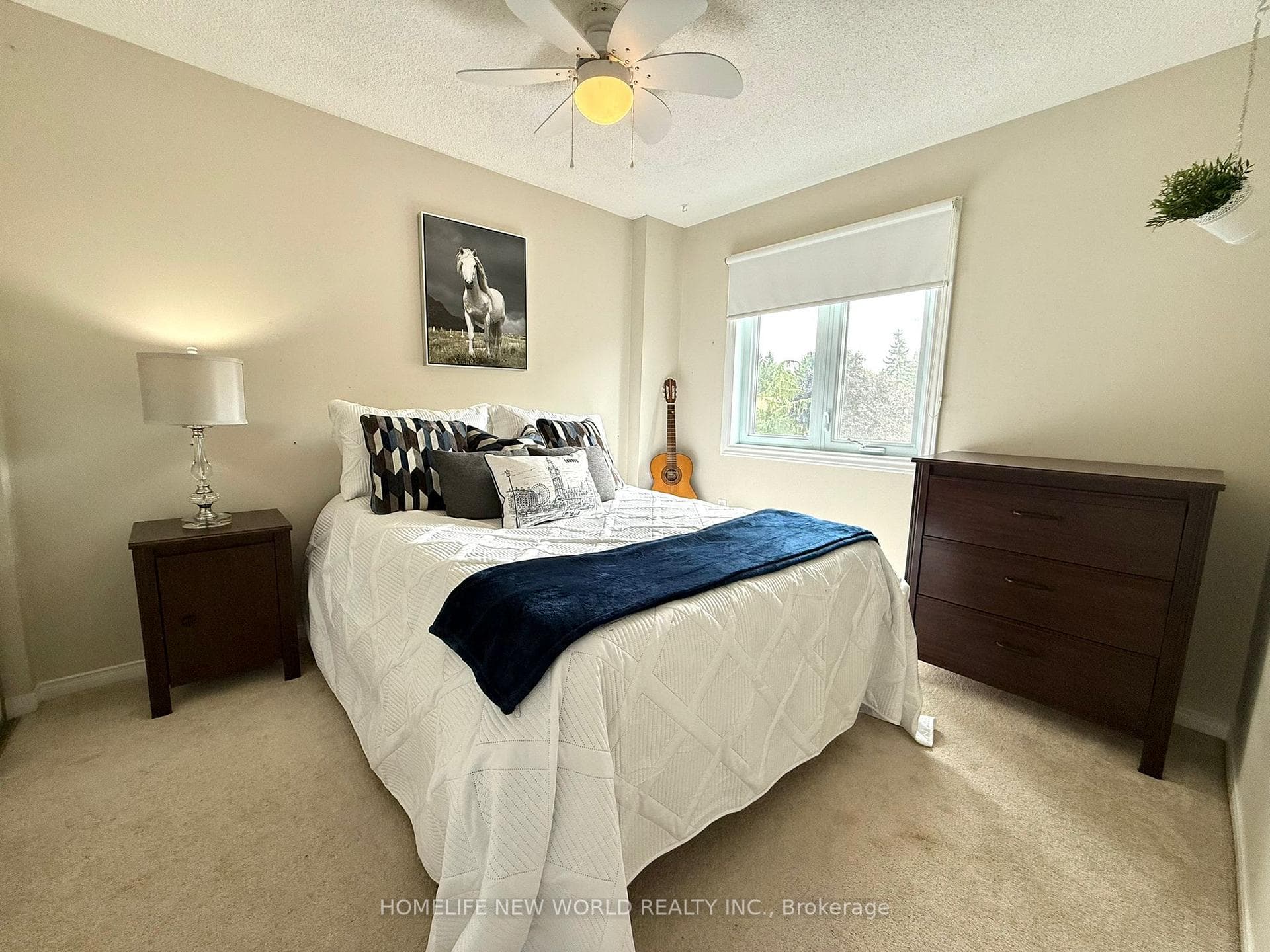 100 Bassett Boulevard photo 30