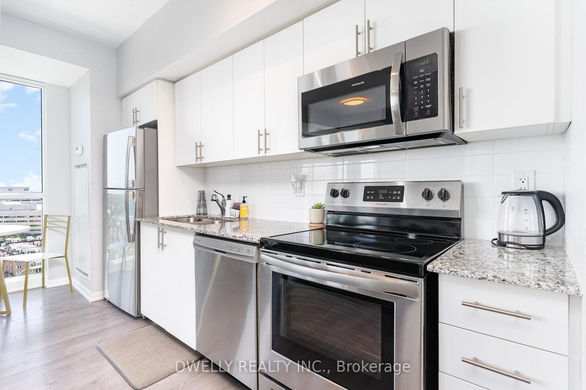 3091 Dufferin Street Unit 1505 photo 9