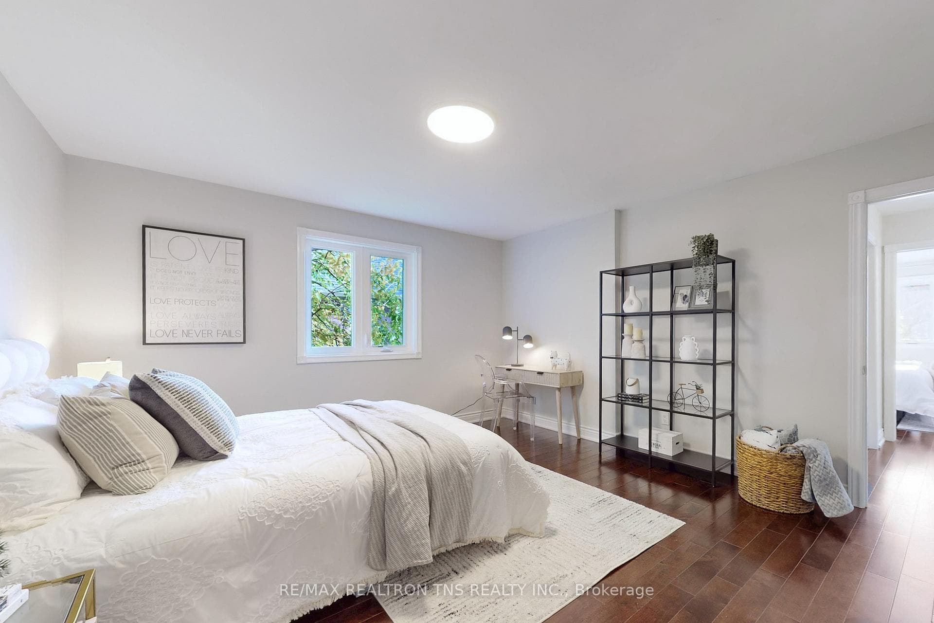 501 Palmer Avenue photo 32