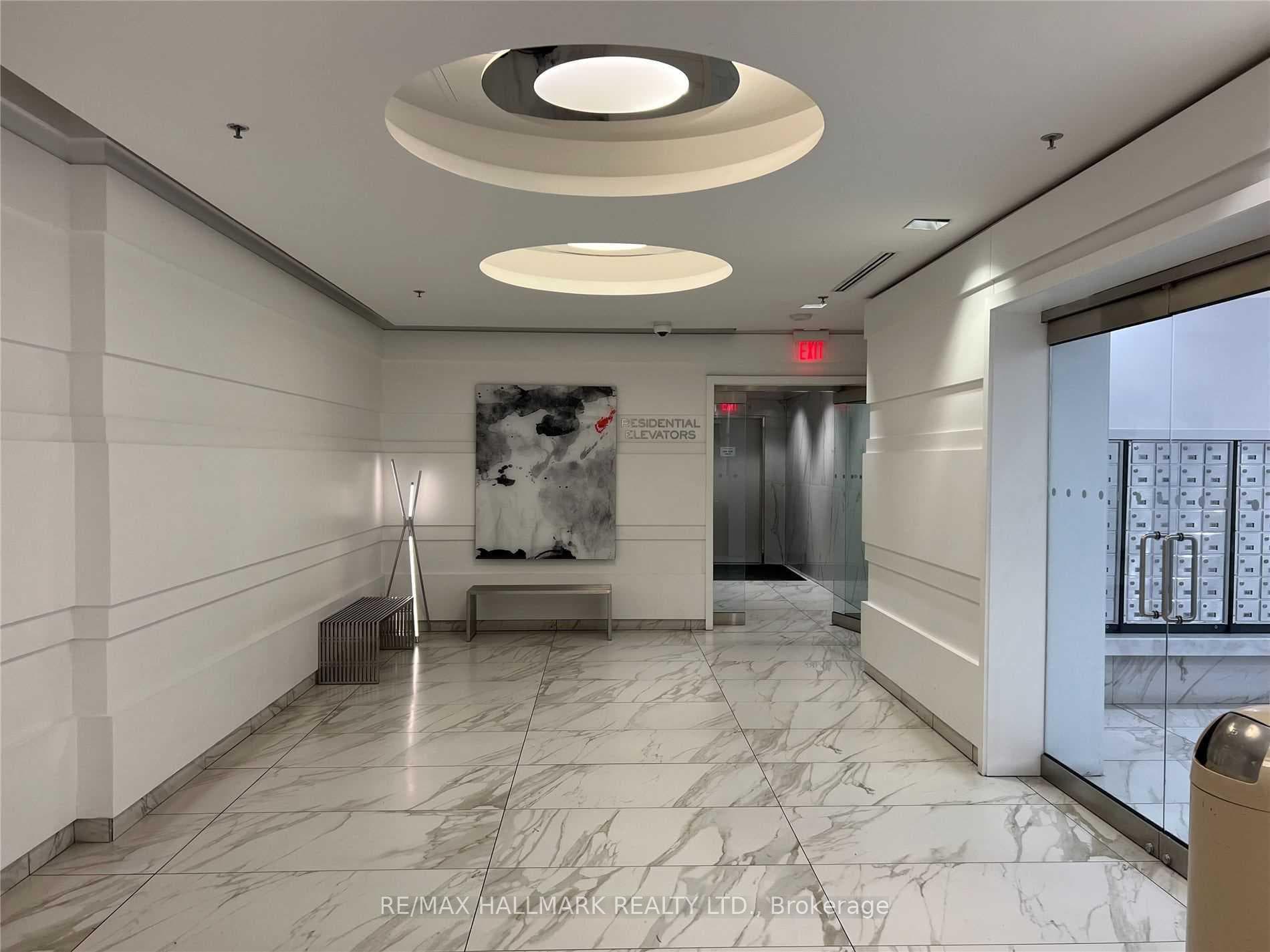 12 York Street Unit 3501 photo 19