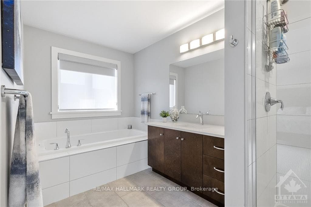 266 WEST RIDGE Drive photo 17