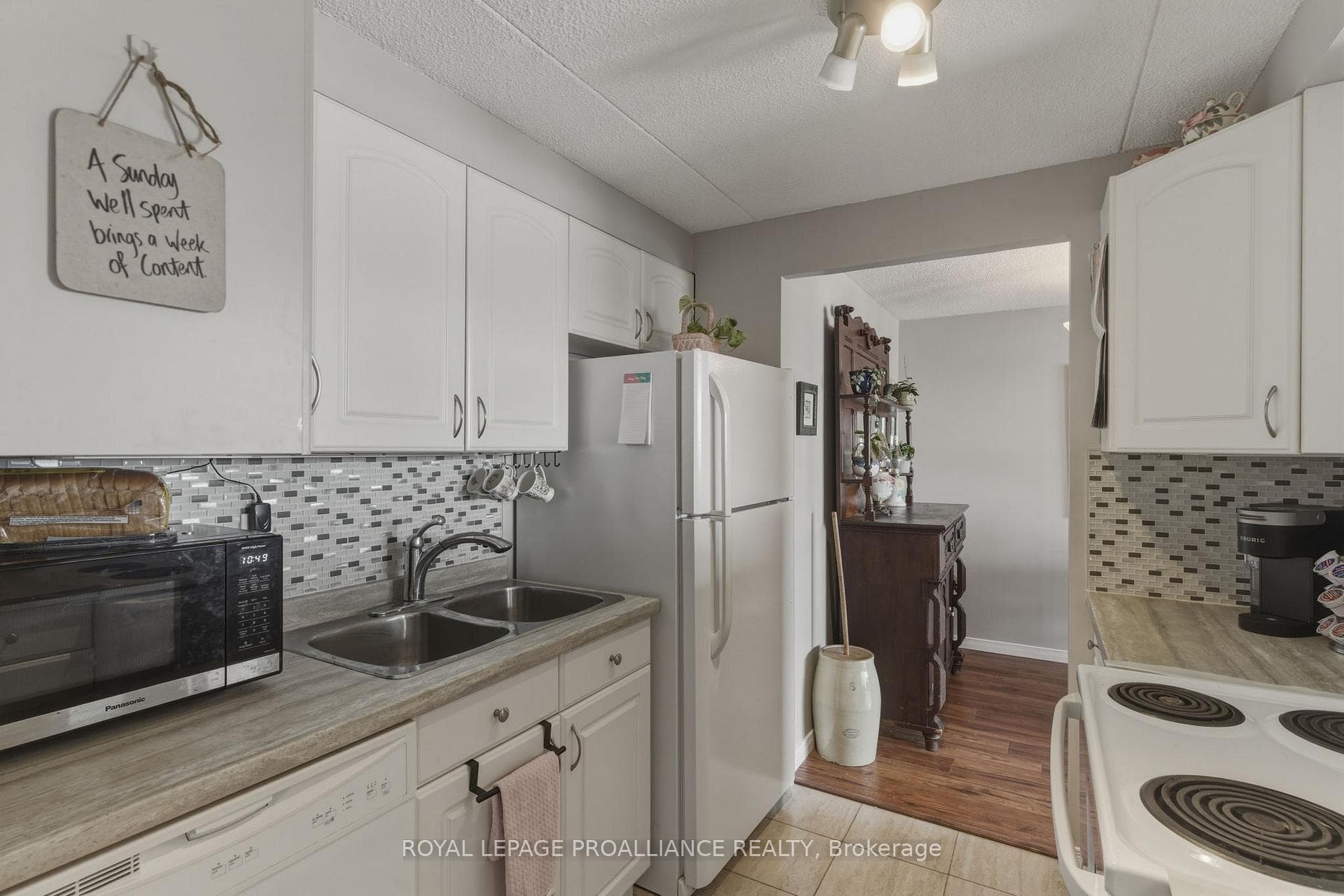 3 Apple Street Unit 410 photo 15