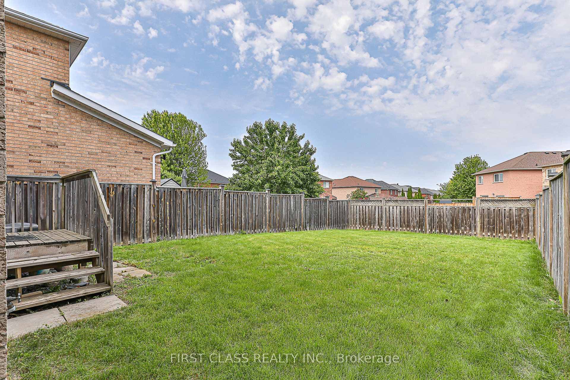 35 Kirkland Place photo 44