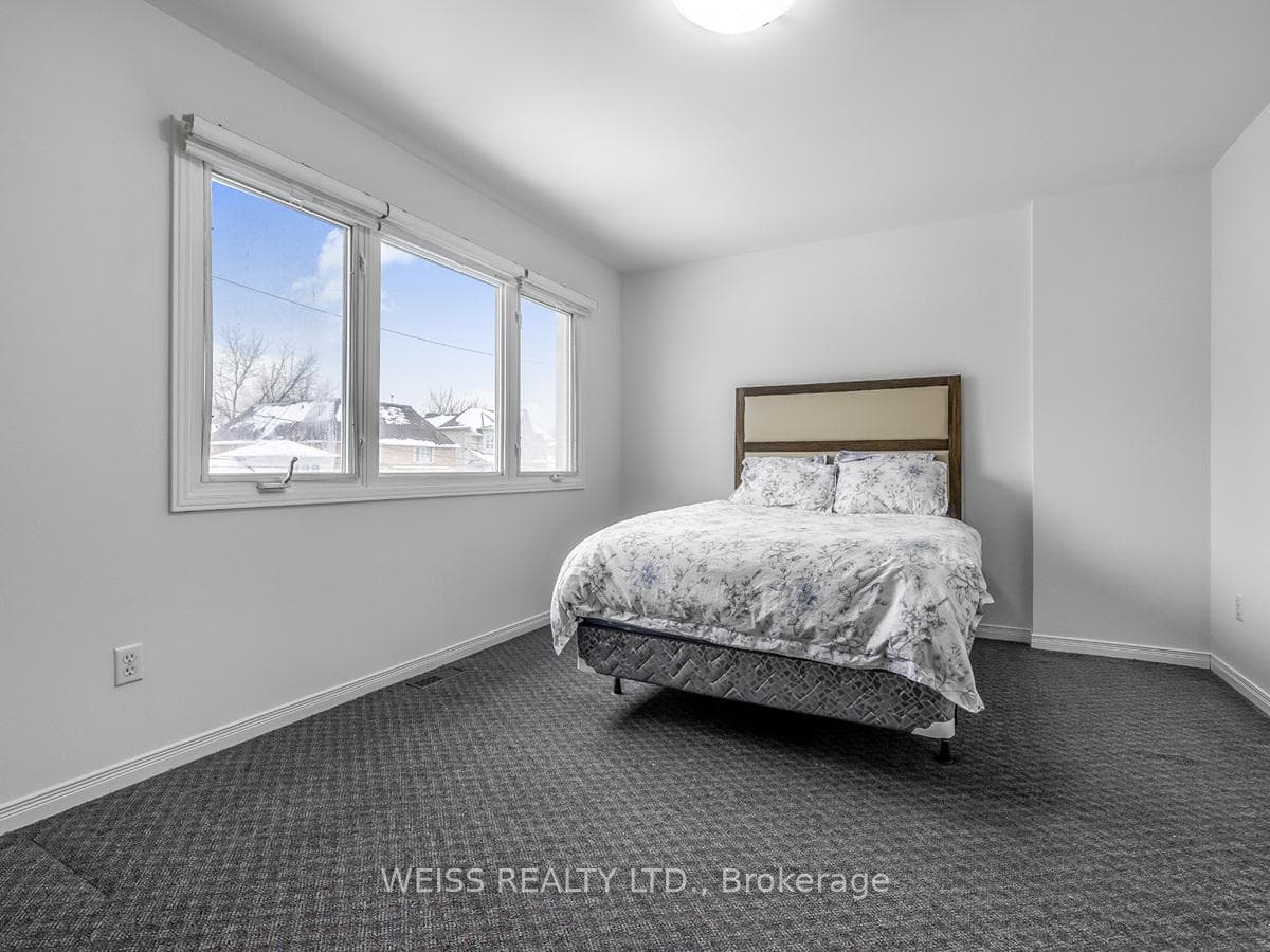 98 Frontenac Avenue photo 22