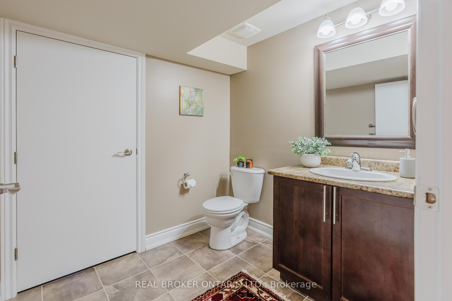 279 Currell Avenue photo 33