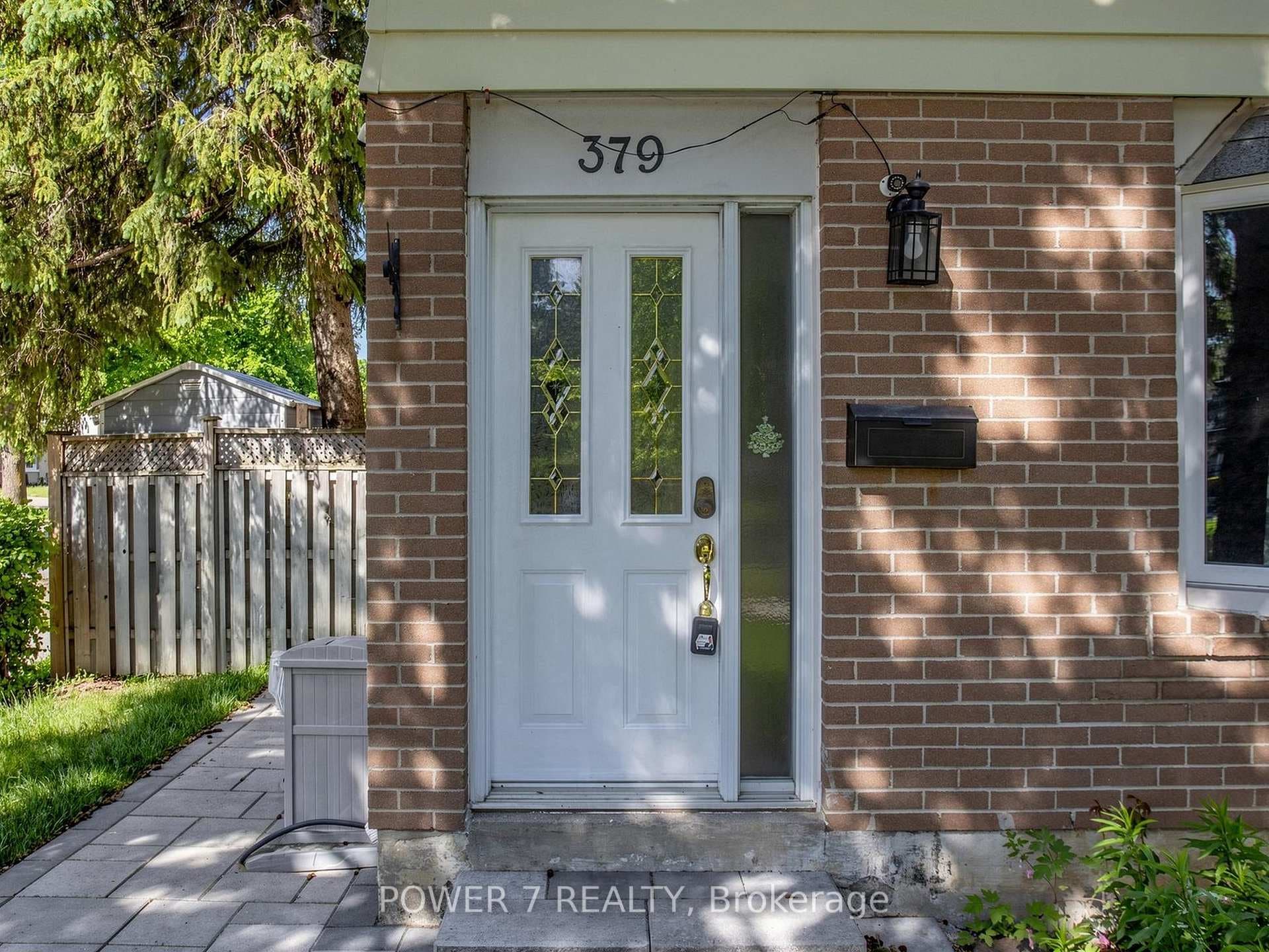 379 Hollyberry Trail photo 3