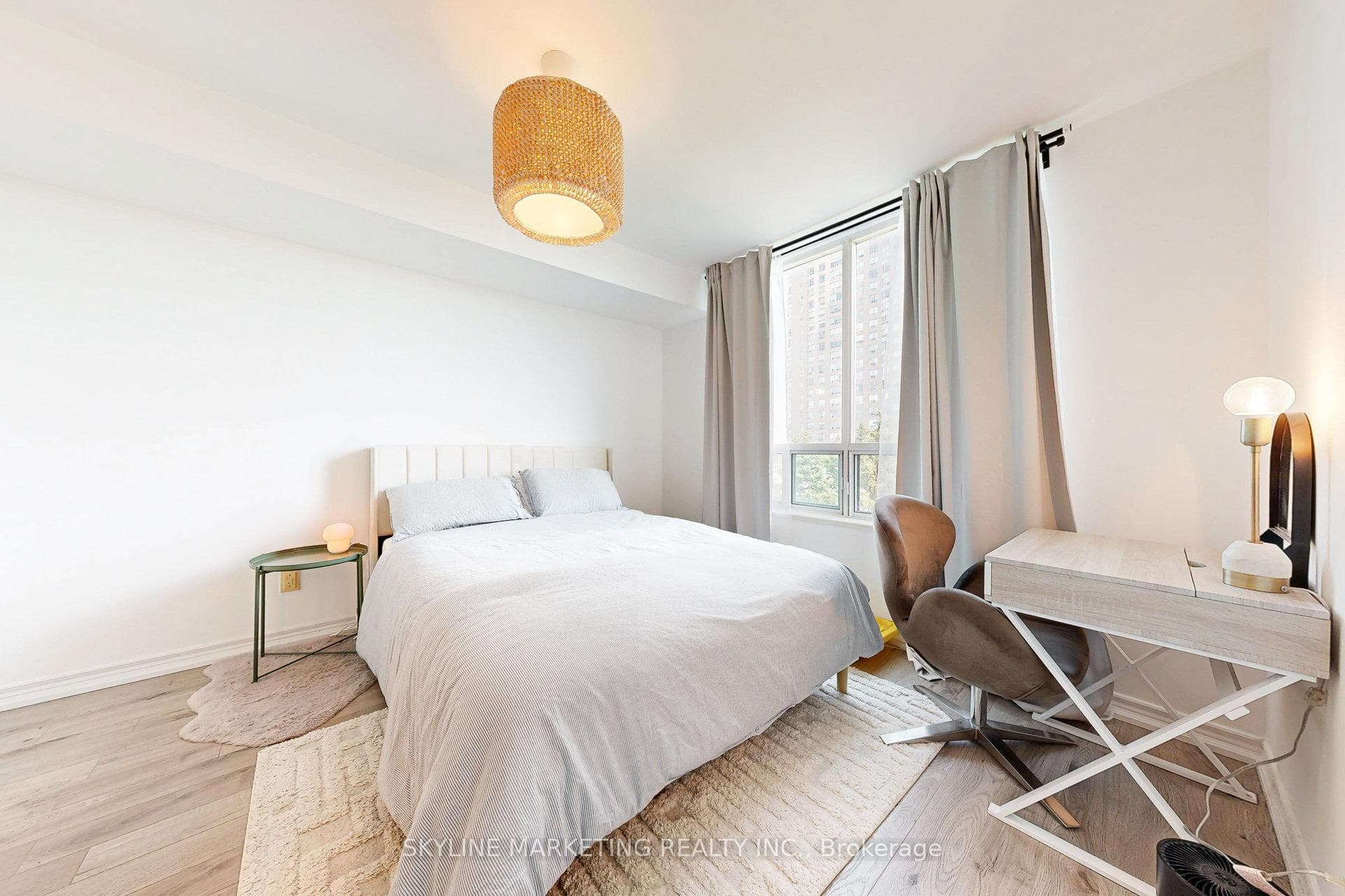 Primary bed