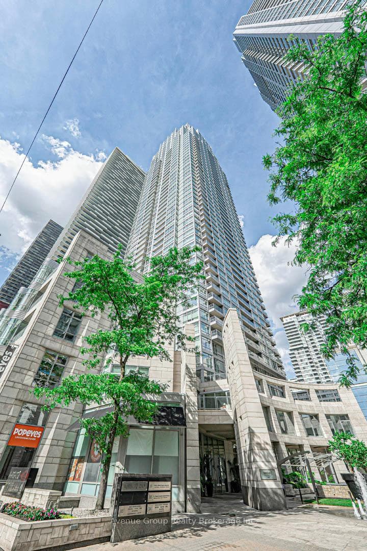 2191 Yonge Street Unit 3308 photo 34