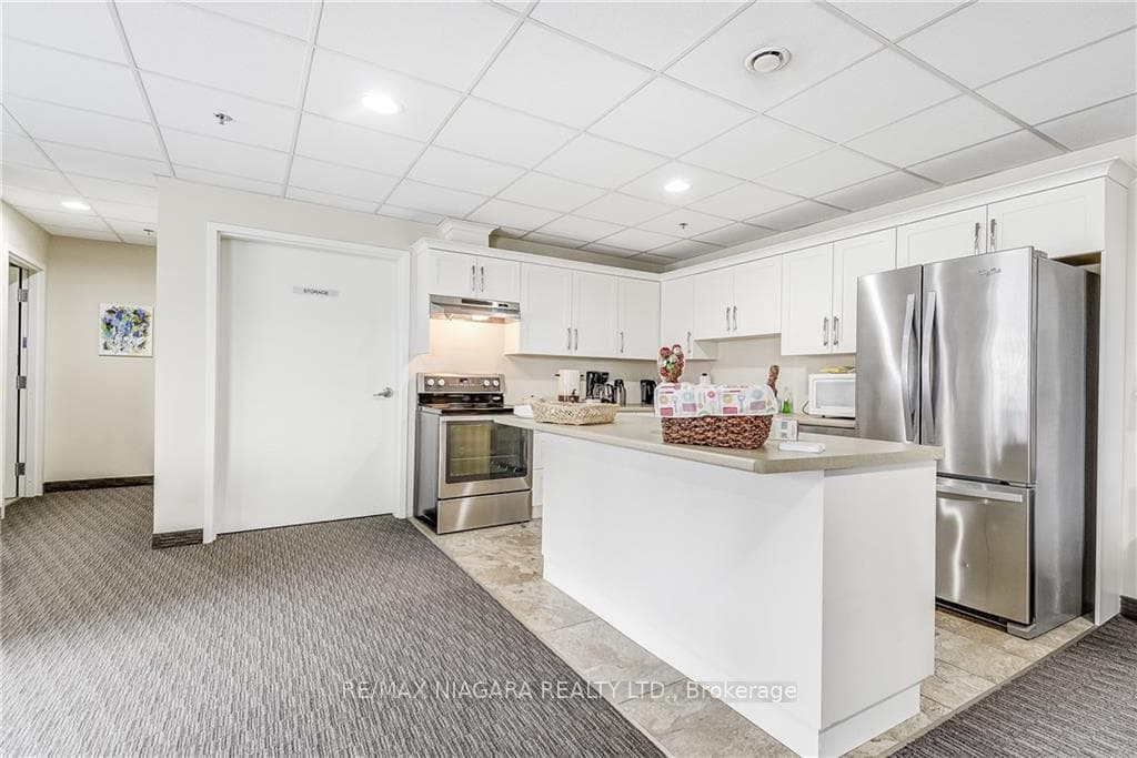379 Scott Street Unit 207 photo 36