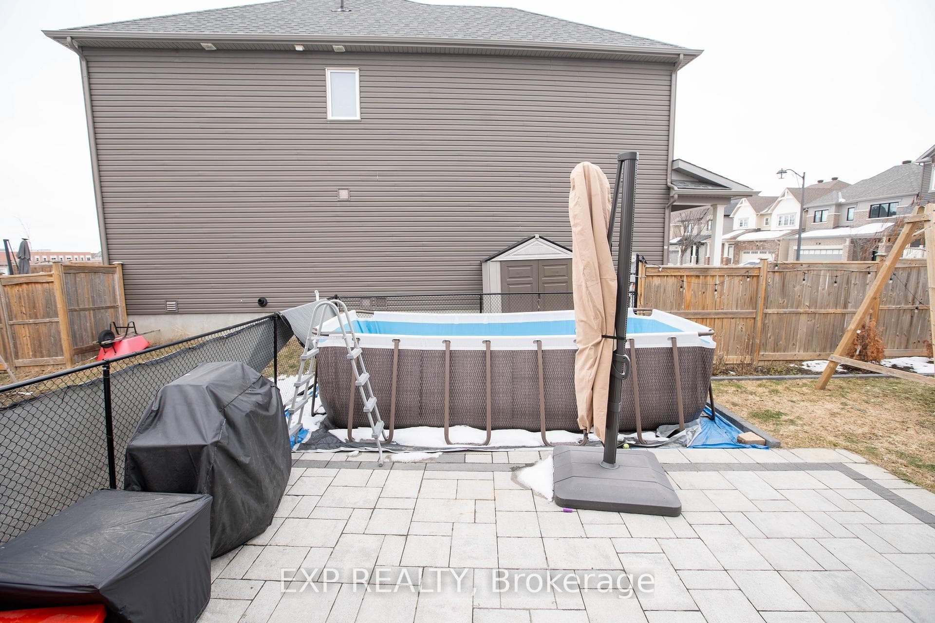 224 Alex Polowin Avenue photo 31