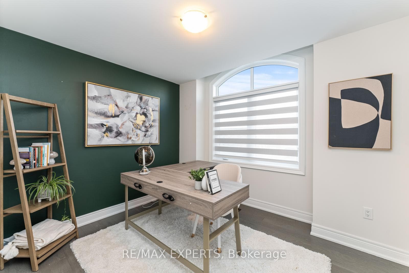 103 Frederick Pearson Street photo 28