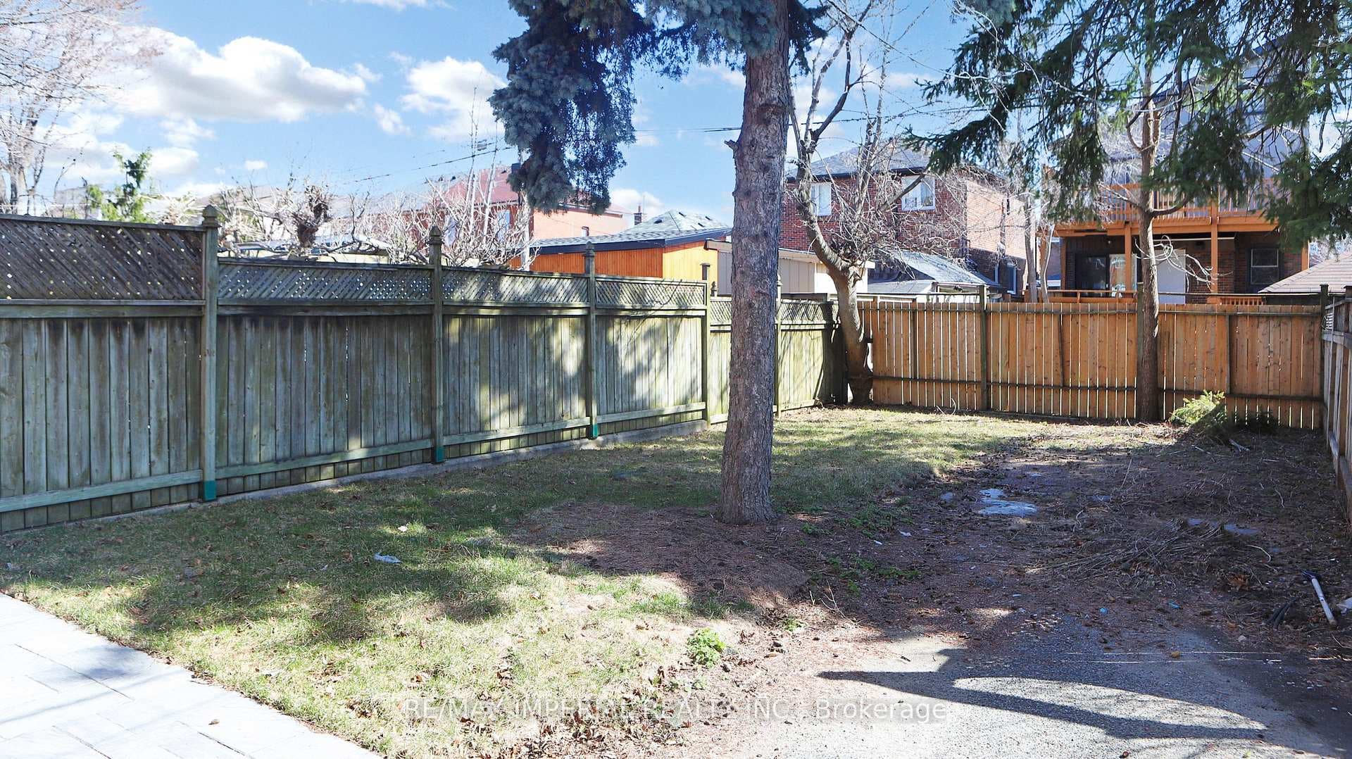 9 Lesmount Avenue photo 32