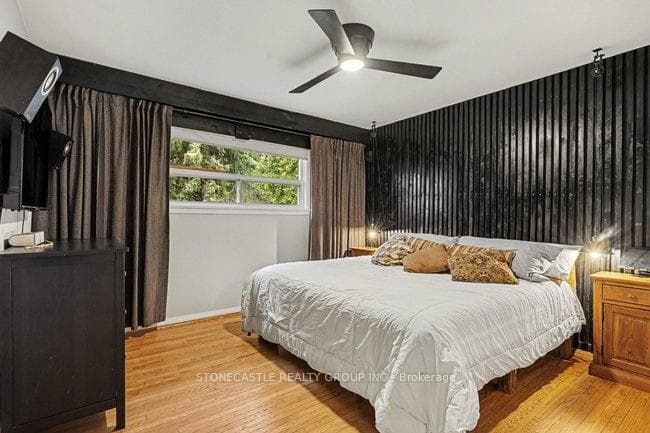 1899 Truscott Drive photo 7