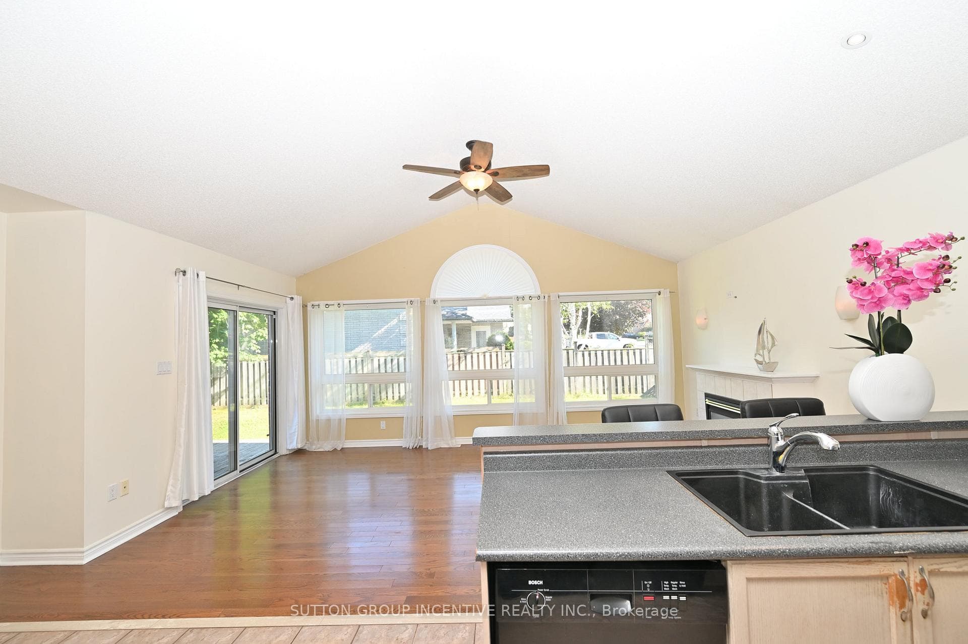 58 Bloxham Place photo 10
