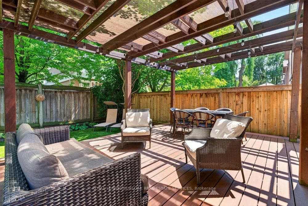 2354 Marine Drive photo 47