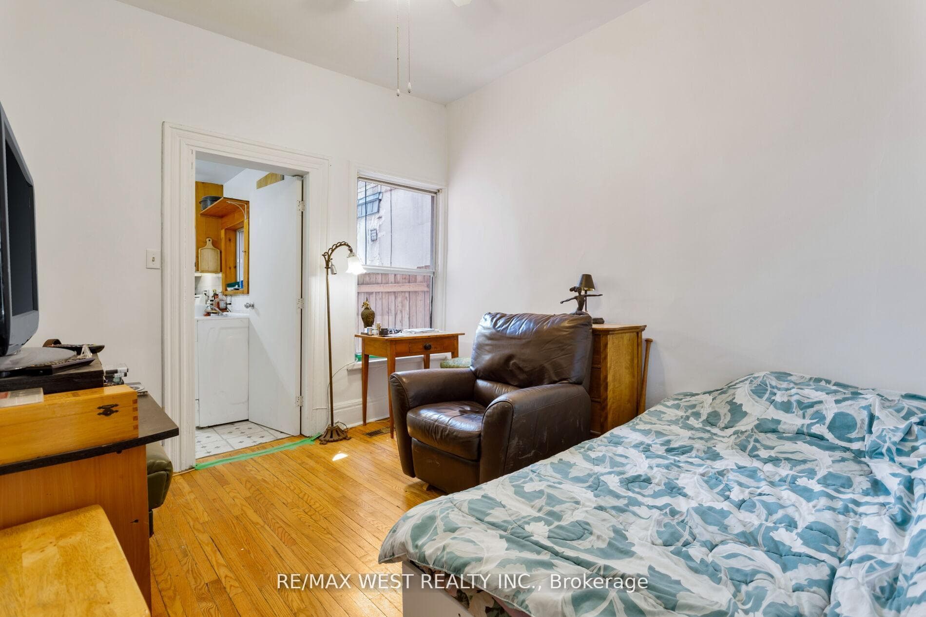 39 Noble Street photo 9